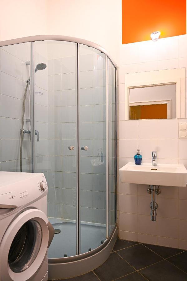 Backpacker Apartment Hofburg Відень Екстер'єр фото