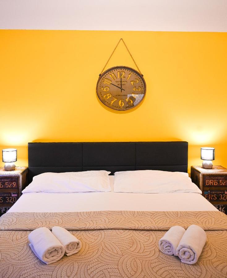 Backpacker Apartment Hofburg Відень Екстер'єр фото